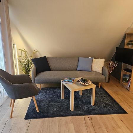 Otium Wellness Apartmanház Balatonakarattya Esterno foto
